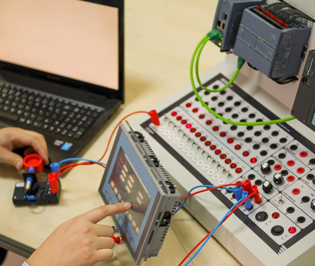 programmable logic controller PLC